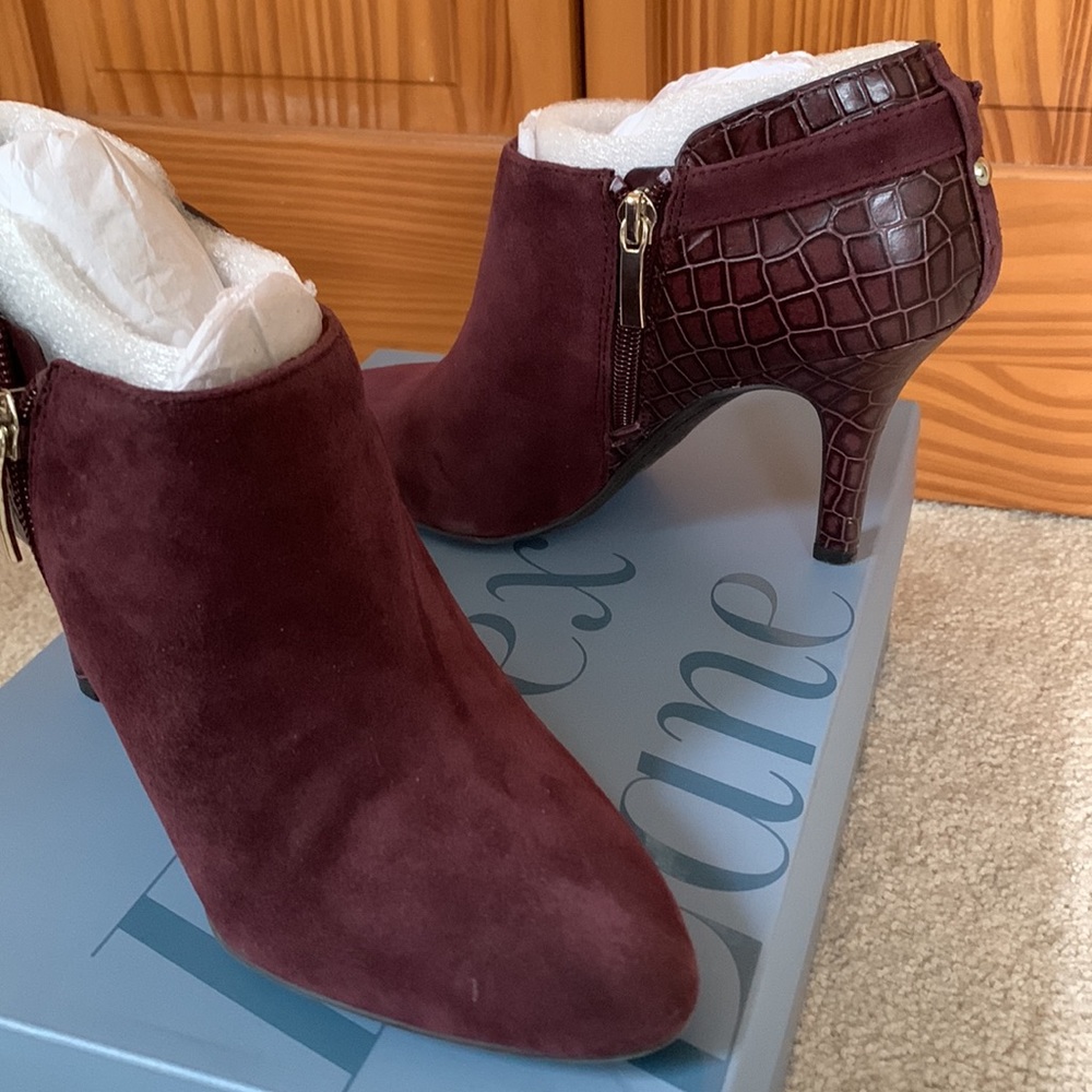 Burgundy shoe/boot - Picture 2 of 4